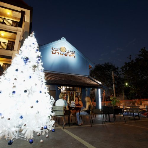 Building & Walkway -006