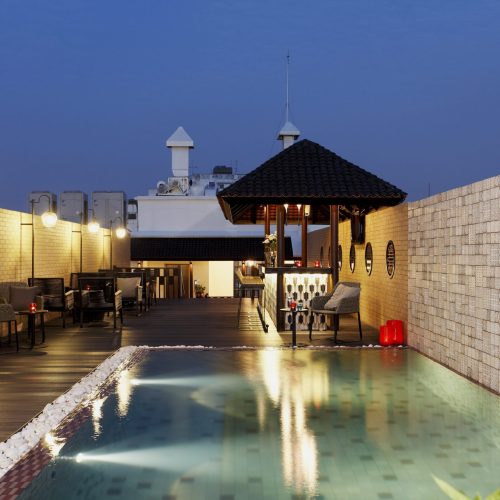 Pool Bar & Pool -017